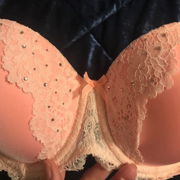 💎Victoria’s Secret 32DDD multi-way bra like new - Picture 1 of 4